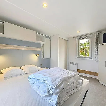 Mobil-home Pmr Confort, 200m Plage, Piscine, 4 Pers, 2 Chambres, Parking, Wifi, Menage Inclus