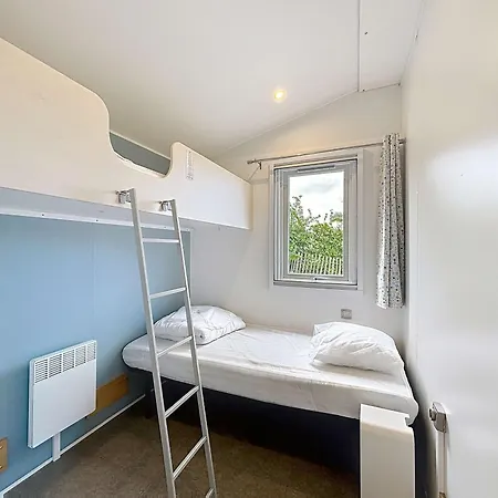 Casa vacanze Mobil-home Pmr Confort, 200m Plage, Piscine, 4 Pers, 2 Chambres, Parking, Wifi, Ménage Inclus - Fr-1-361a-42 *